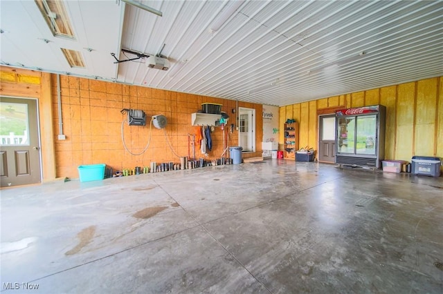4661 Sugar Grove Rd, Cambridge, OH 43725 - garage with a garage door opener