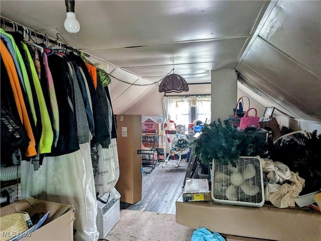 1510 Chester Ave, Wellsville, OH 43968 - interior space featuring lofted ceiling and wood finished floors