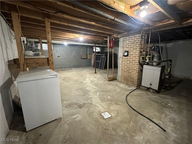 13978 Sprucevale Rd, East Liverpool, OH 43920 - unfinished basement with electric panel and fridge