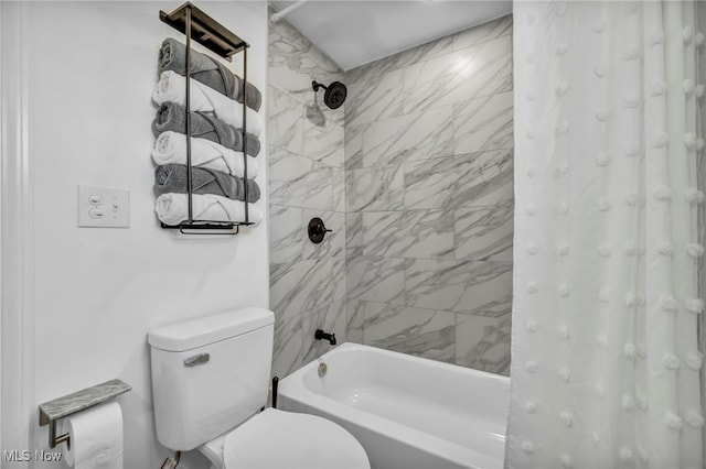 full bath with toilet and shower / bath combination with curtain