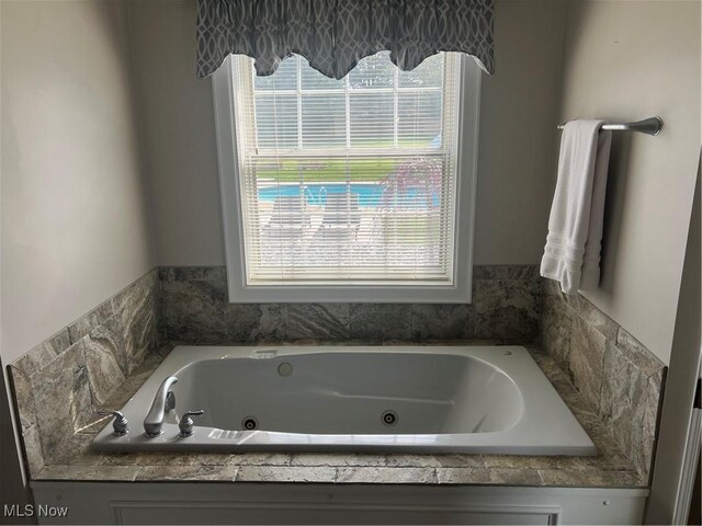 7966 Meadowbrooke Trl, Poland, OH 44514 - full bath featuring plenty of natural light and a whirlpool tub
