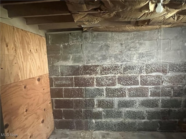 324 Elm St, Struthers, OH 44471 - view of unfinished below grade area