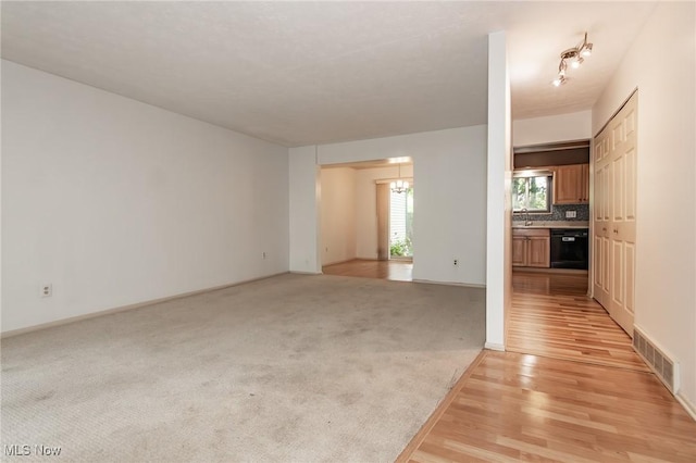509 Forsythia Ln, Richmond Heights, OH 44143 - photo 4