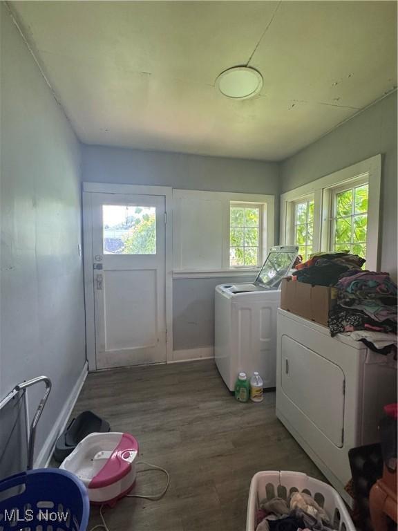 722 John St, Coshocton, OH 43812 - laundry room with washing machine and dryer and wood finished floors
