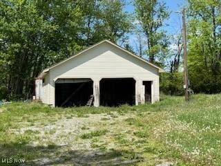 2320 Leetonia Rd, Leetonia, OH 44431 - view of detached garage