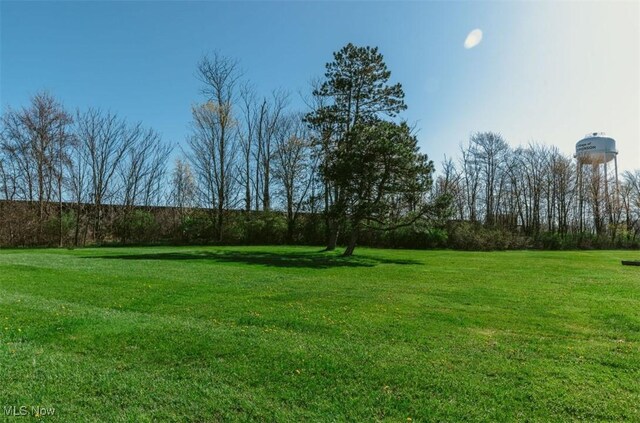 S Sycamore St, Jefferson, OH 44047