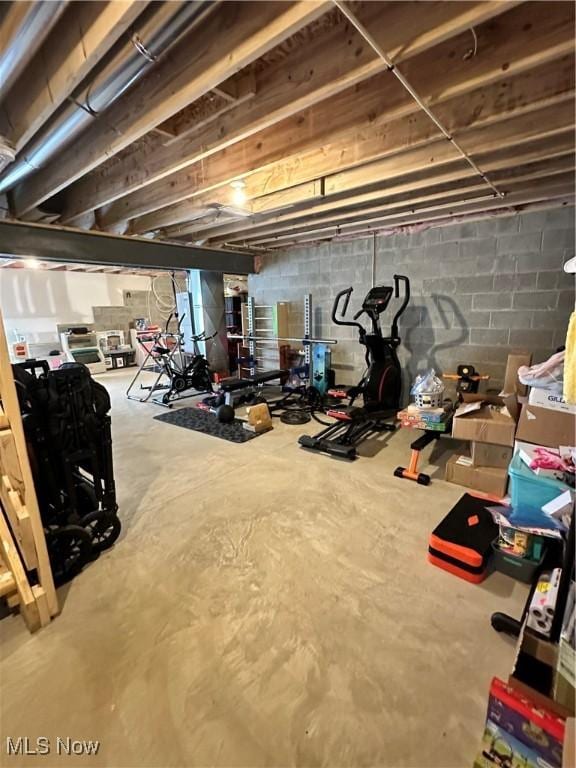 11149 Rankin Rd, Glenford, OH 43739 - exercise room featuring concrete block wall