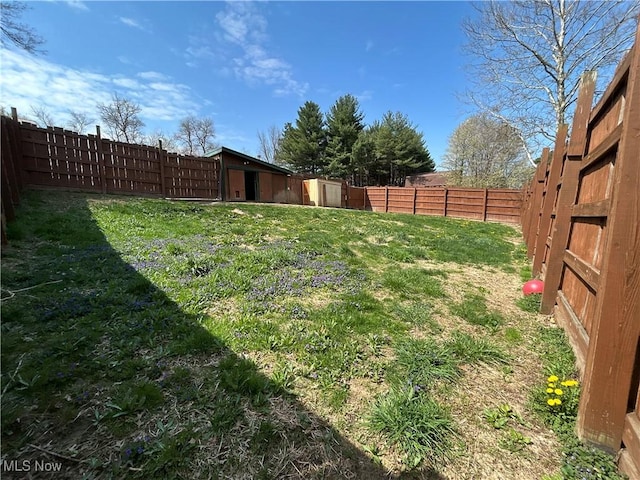 165 Township Rd Unit 1461, Greenwich, OH 44805 - view of yard featuring a fenced backyard