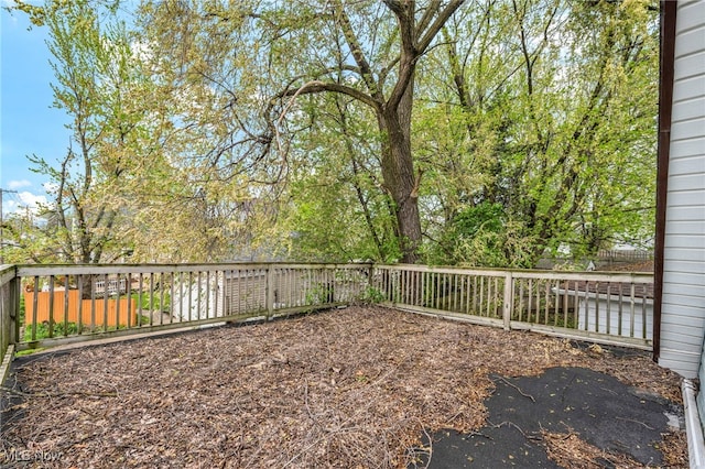 5403 Merkle Ave, Parma, OH 44129 - view of yard with fence
