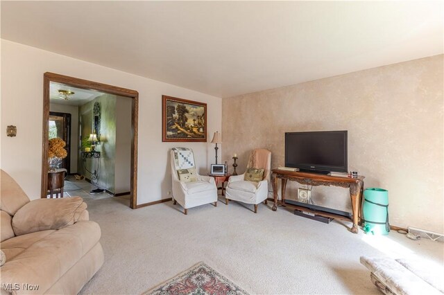 73 Hemlock Ln, Weirton, WV 26062 - carpeted living area featuring baseboards