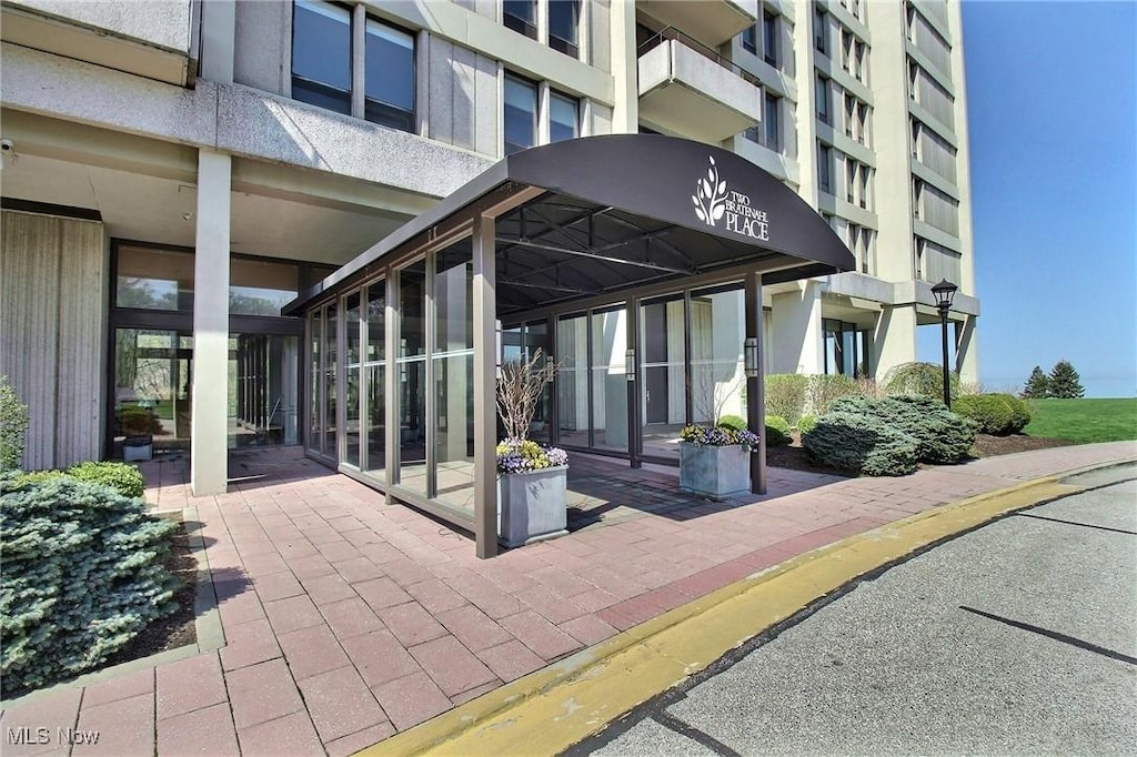 view of exterior entry
