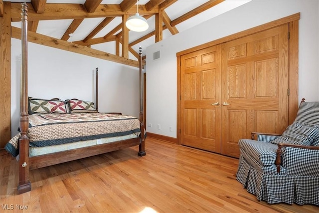 70 Northlake Ct, Vincent, OH 45784 - bedroom featuring light wood-style flooring, baseboards, and ceiling fan