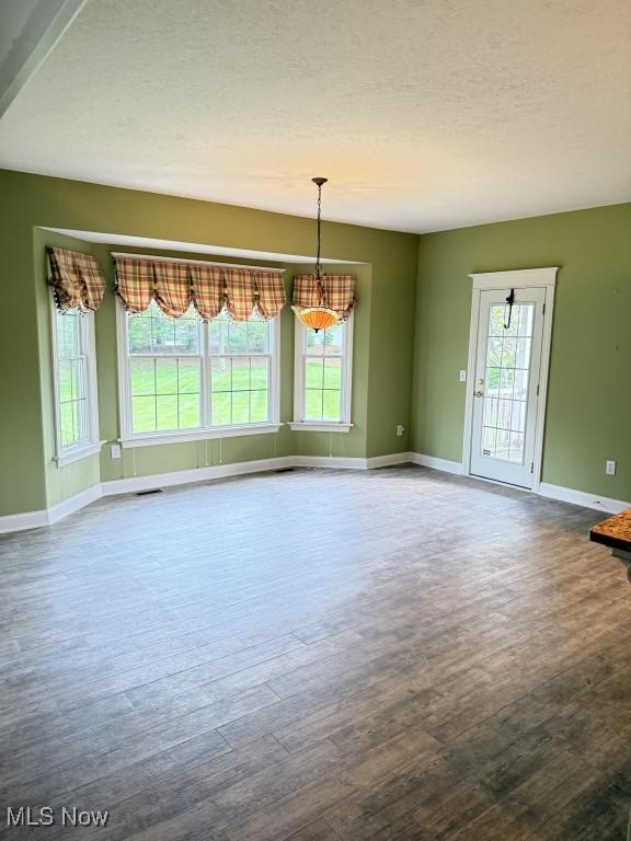 2030 Wynstone Cir NE, North Canton, OH 44720 - photo 10