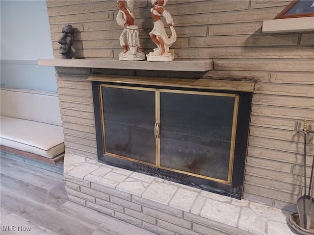 1050 Park Cir, Girard, OH 44420 - detailed view of a wainscoted wall and wooden walls
