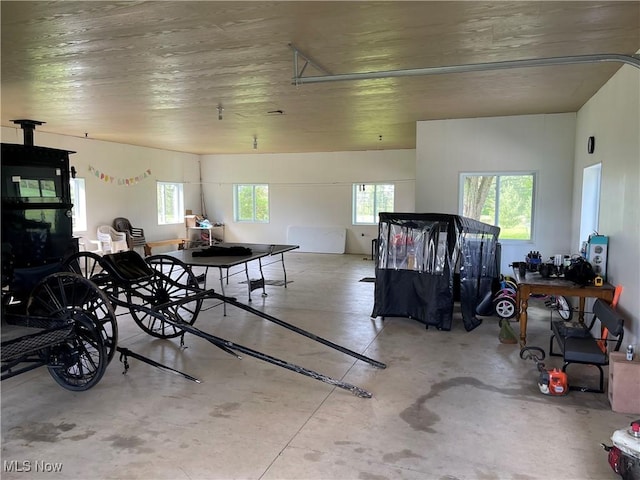 9207 Plank Rd, North Bloomfield, OH 44450 - view of garage