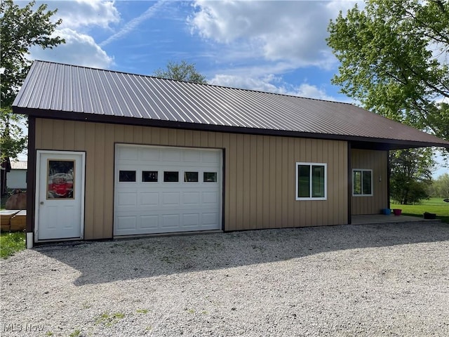 9207 Plank Rd, North Bloomfield, OH 44450 - view of detached garage