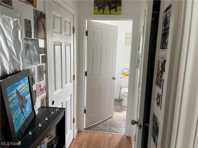9207 Plank Rd, North Bloomfield, OH 44450 - view of doorway
