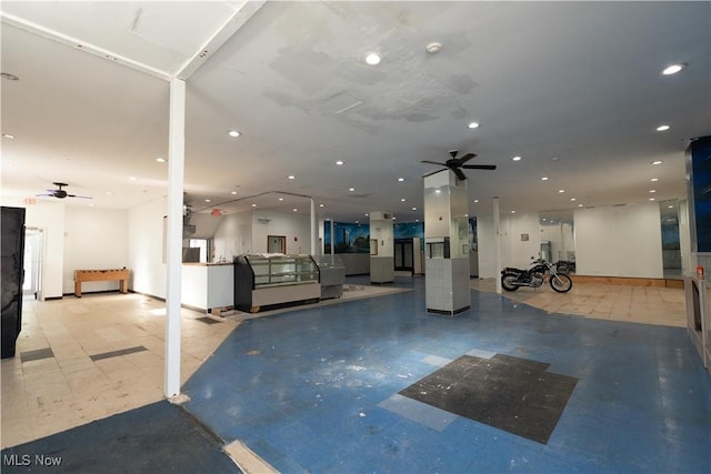 1016 12th St NE, Canton, OH 44704 - lobby with recessed lighting