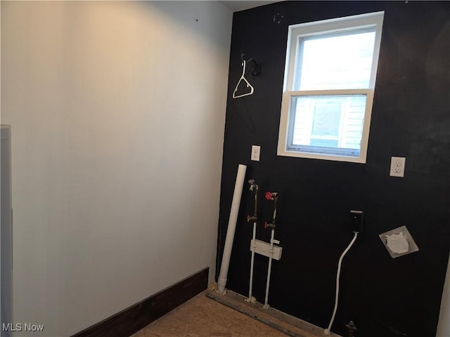 bathroom with baseboards
