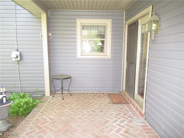 64 S Cadillac Dr, Boardman, OH 44512 - view of patio / terrace