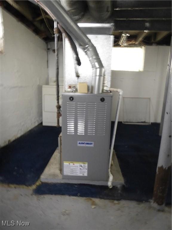 2067 W 105th St, Cleveland, OH 44102 - view of utility room