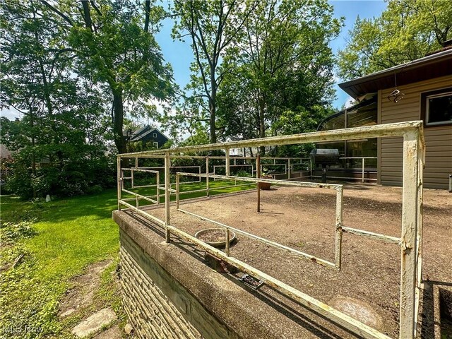 1357 Kearney St, Niles, OH 44446 - view of stable