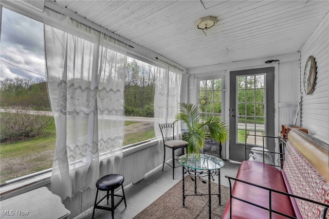 view of sunroom / solarium