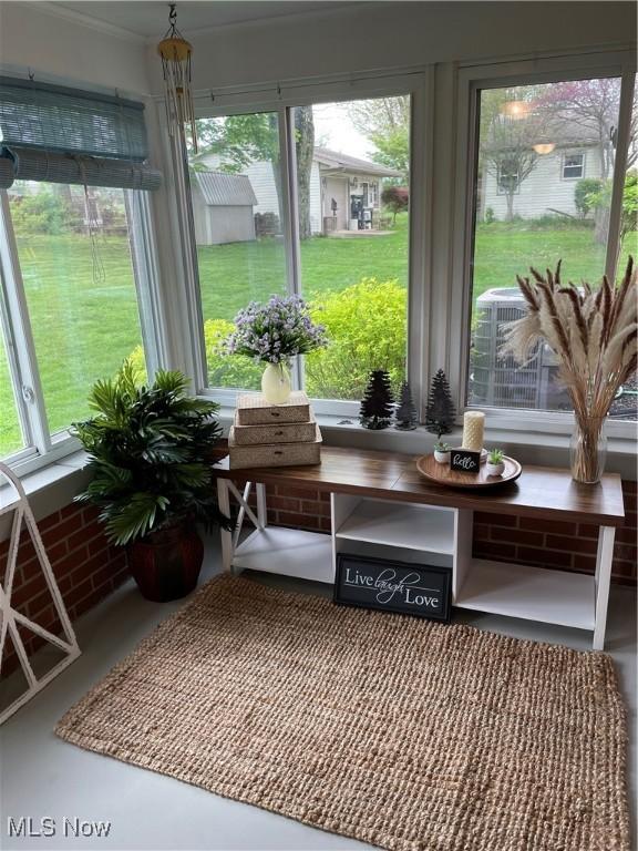 681 Grandview Ave, East Palestine, OH 44413 - view of sunroom / solarium