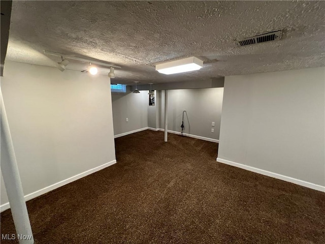 11904 Hastings Rd, Garfield Heights, OH 44125 - photo 17