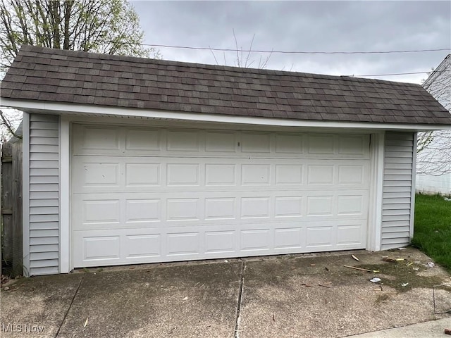 11904 Hastings Rd, Garfield Heights, OH 44125 - photo 5
