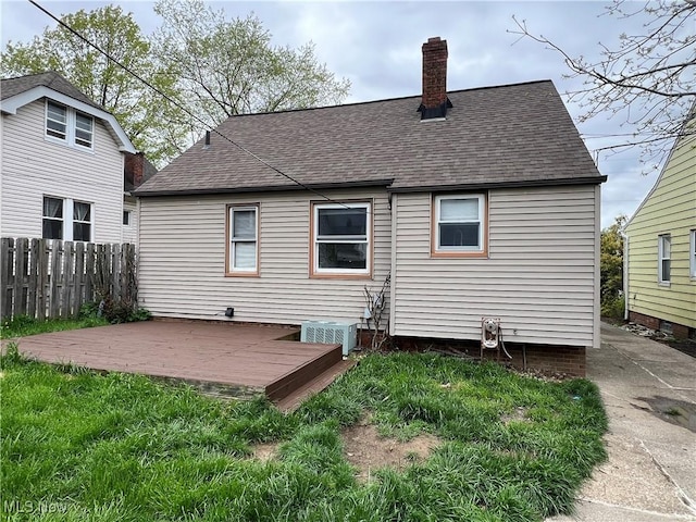 11904 Hastings Rd, Garfield Heights, OH 44125 - photo 3