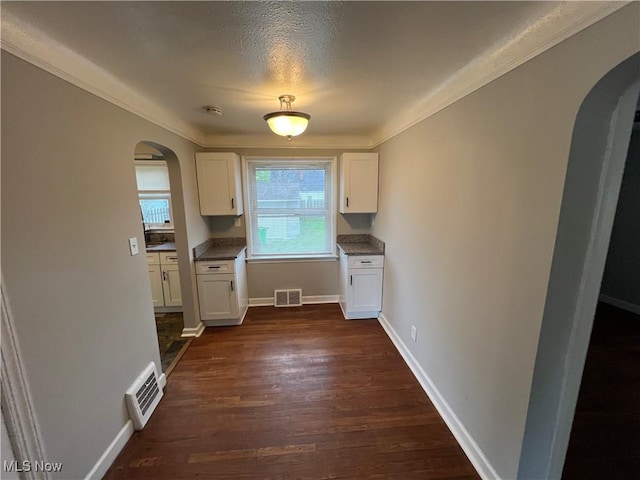 11904 Hastings Rd, Garfield Heights, OH 44125 - photo 13