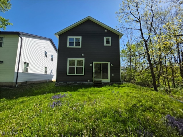 990 E Blvd, Aurora, OH 44202 - rear view of house featuring entry steps