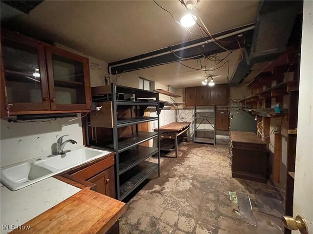 1585 County Road 9, Marietta, OH 45750 - storage area featuring a sink