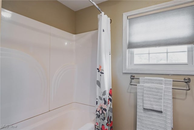 5500 12th Ave, Vienna, WV 26105 - bathroom featuring shower / bath combo