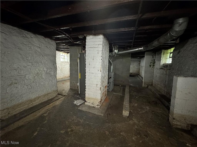 12423 Phillips Ave, Cleveland, OH 44108 - basement featuring water heater