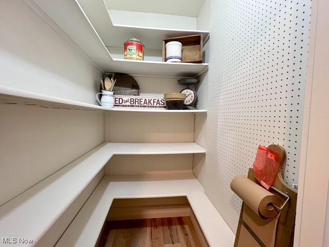 713 N Broadway St, New Philadelphia, OH 44663 - view of pantry
