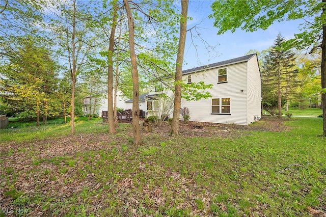 16538 S White Oaks Dr, Strongsville, OH 44136 - view of back of house