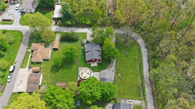 274 2nd St, Lake Milton, OH 44429 - aerial perspective of suburban area