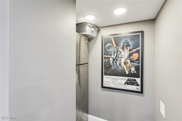 5610 Charles Ave, Parma, OH 44129 - detailed view of baseboards