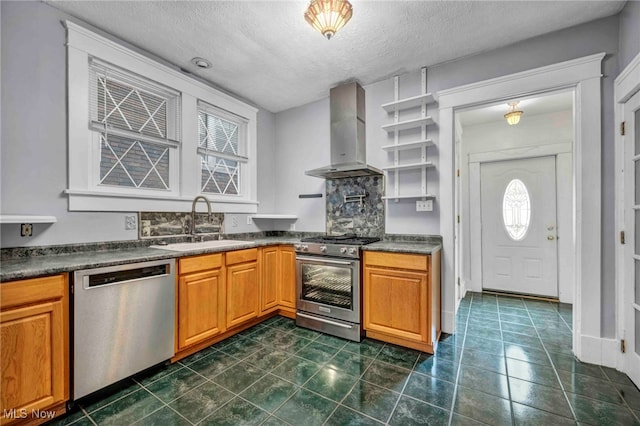 103 N Portage Path, Akron, OH 44303