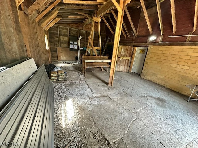9368 Madison Rd, Montville, OH 44064 - photo 4