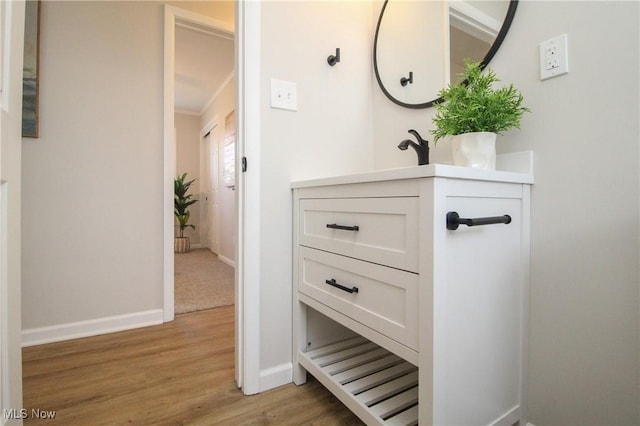 1674 Yolanda Dr, Austintown, OH 44511 - bathroom featuring baseboards and wood finished floors
