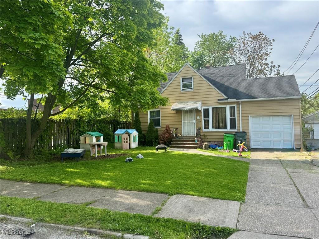 13008 Christine Ave, Garfield Heights, OH 44105 - photo 1