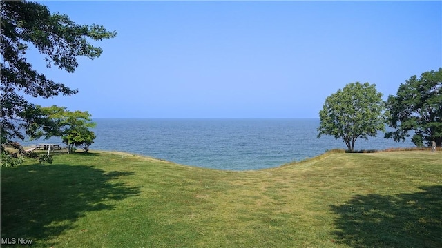 31103 Lake Shore Blvd, Willowick, OH 44095 - photo 2