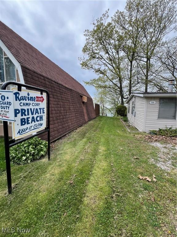 5755 Lake Rd W Unit 6, Ashtabula, OH 44004 - view of green lawn