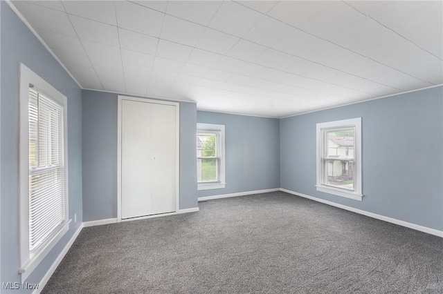 215 Holford Ave, Niles, OH 44446 - unfurnished room featuring carpet flooring and baseboards