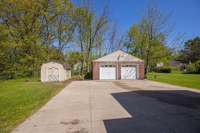 1063 Packard Dr, Akron, OH 44320 - photo 36