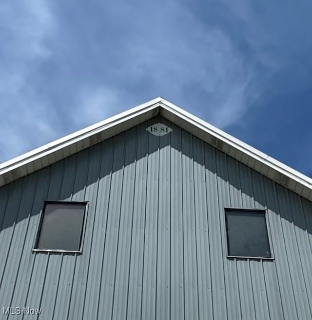 6255 Highland Ridge Rd, Lowell, OH 45744 - view of property exterior