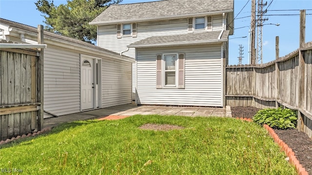 2000 Henry Ave SW, Canton, OH 44706 - back of property with a shingled roof